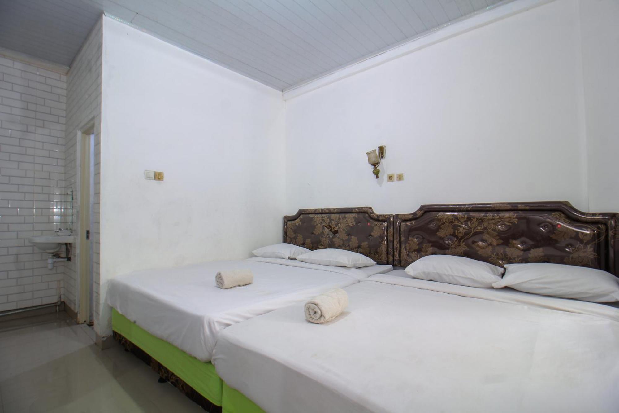 Prayogo Style Inn Prawirotaman Yogyakarta Exterior foto
