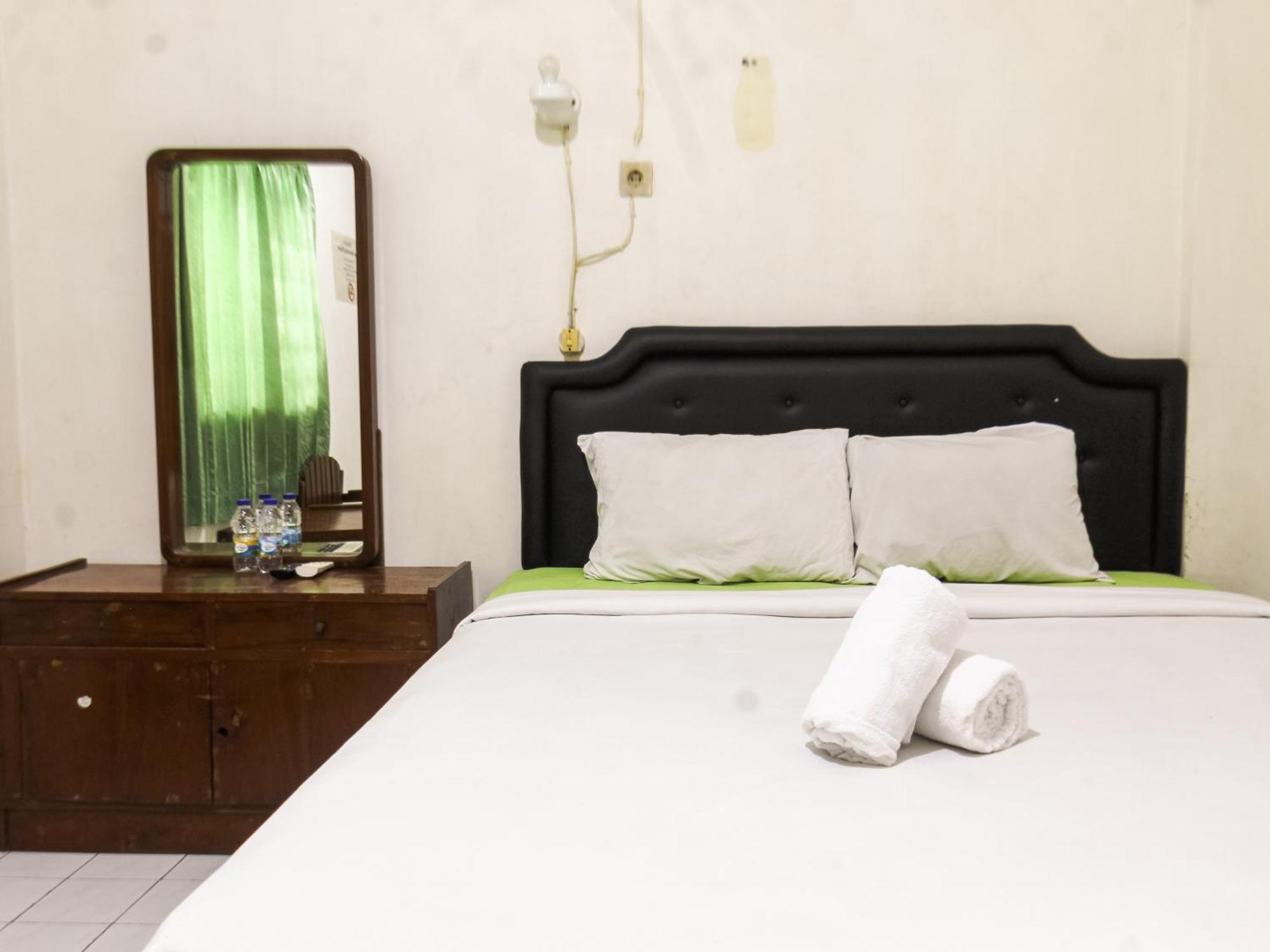 Prayogo Style Inn Prawirotaman Yogyakarta Exterior foto